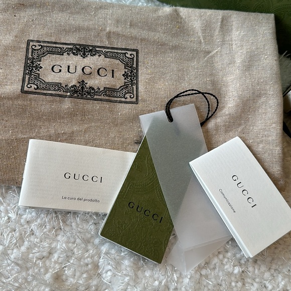 Gucci purse/crossbody - Picture 2 of 12